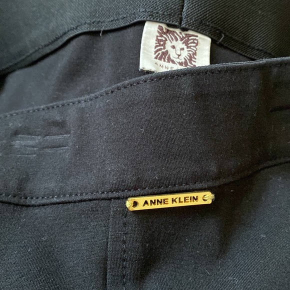 Anne Klein - Picture 7 of 9